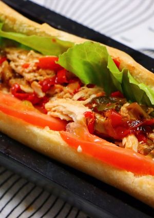 Una foto de Cómo hacer un sándwich de pollo bien húmedo