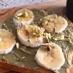 A picture of Banana pistachio toast.