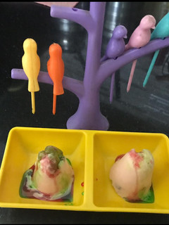 स्ट्रॉबेरी आइसक्रीम (Strawberry Icecream recipe in Hindi) रेसिपी मुख्य फोटो