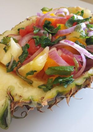 A picture of Mango Pineapple Salsa.