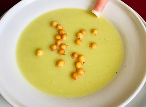 Spárgakrémleves recept fotója