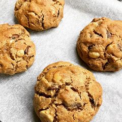 A picture of Soft chocolate chip cookies.
