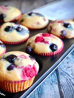 A picture of Berry Muffins / Raspberry Blueberry.