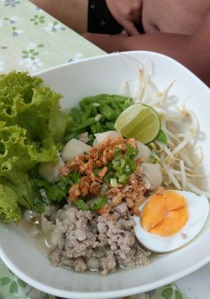 รูปของ ก๋วยเตี๋ยวหมูต้มยำมะนาวสด
