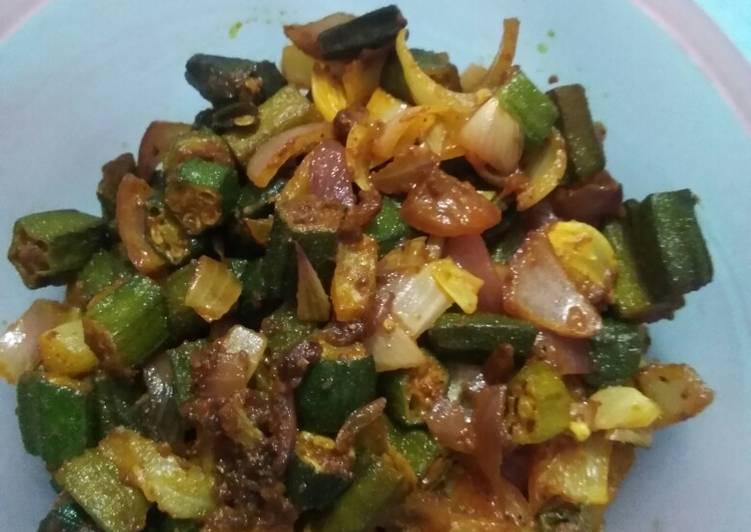 Simple Way to Make Super Quick Homemade Bhindi do pyaza
