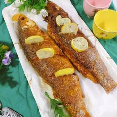 A picture of Fry 🐟 fish.