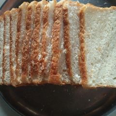 A picture of Eggless white bread.