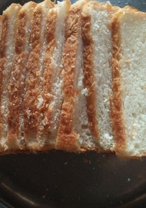 A picture of Eggless white bread.
