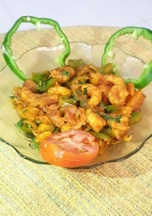 A picture of Prawn Potato chilli fry.