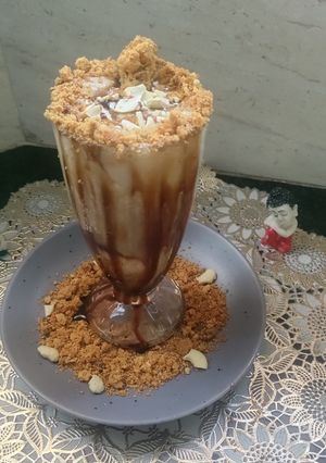 A picture of Sharjah Shake.