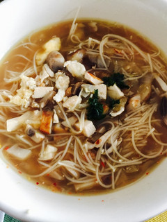 Una foto de Sopa de Miso con fideos