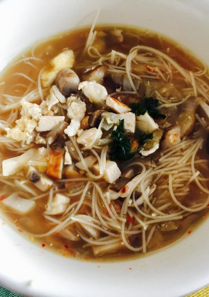 Una foto de Sopa de Miso con fideos