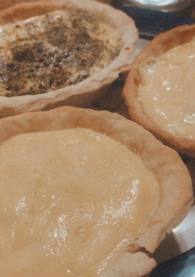 Una foto de Tartaleta de cebolla y queso