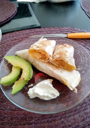 Una foto de Burritas de pollo