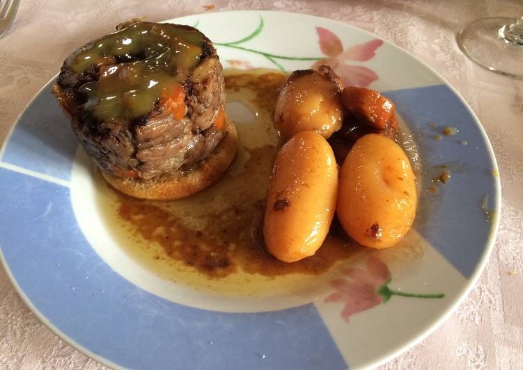 Rabo de toro relleno de foie con mostaza de naranja
