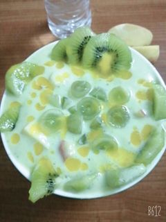 صورة لوصفة كوكتيل بعصير الافوكادو 🍹🥑