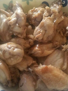 Una foto de Alitas de pollo a estilo de Elche (Alicante)