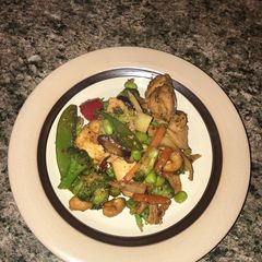 Honey garlic stir fry chicken A picture of Honey garlic stir fry chicken.
