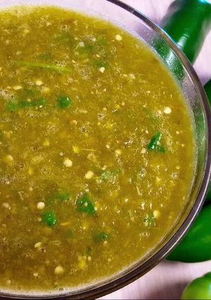 Una foto de Rica salsa verde