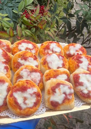 Foto di Pizzette Super Facili e Morbide