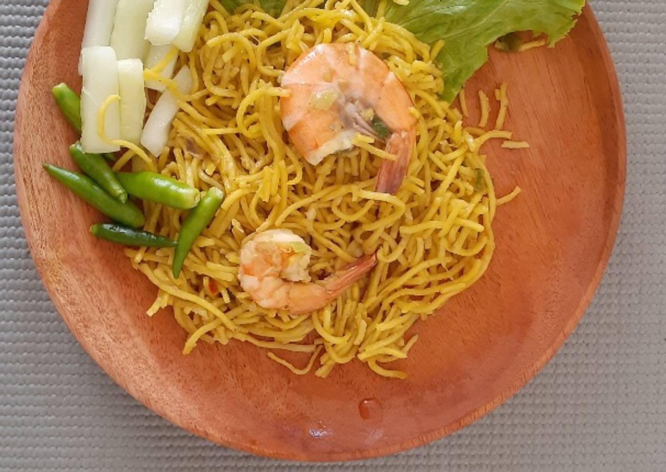 Mie Goreng Udang Selada