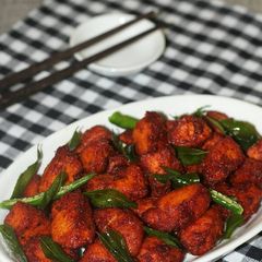 A picture of Chicken 65.