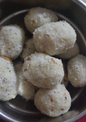 मावा लड्डू रेसिपी मुख्य फोटो