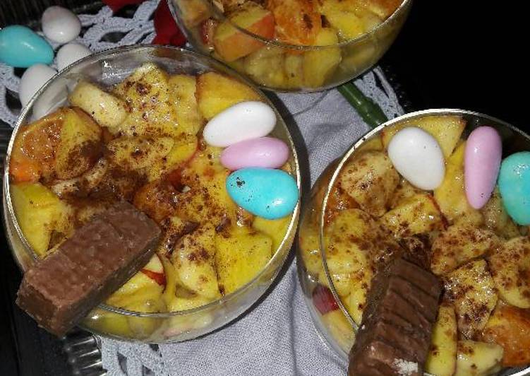 سلطة فواكه ع طريقتي