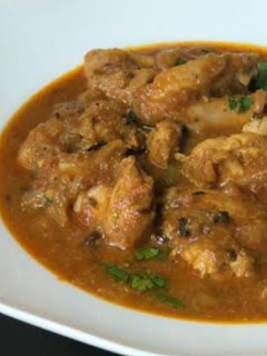 கிராமத்து நாட்டுக்கோழி குழம்பு செய்முறை முக்கிய புகைப்படம்