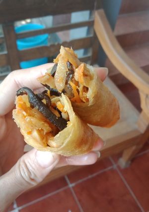 Foto resep Lumpia sayur andalanku saat jualan💕💕