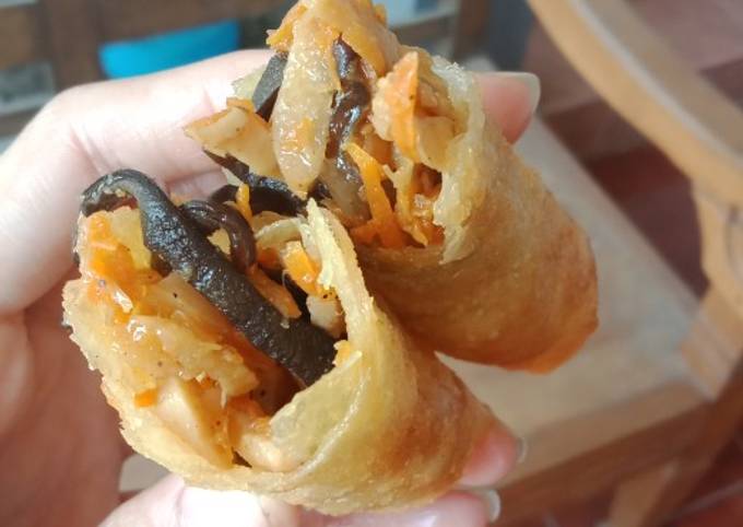 Resep Lumpia sayur andalanku saat jualan💕💕 yang Sempurna