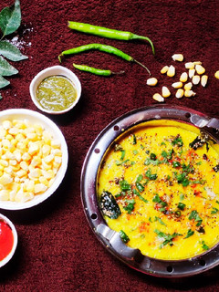 લીલી મકાઈ અને રવા નાં ઢોકળા (Lili Makai Rava Dhokla Recipe In Gujarati) રેસીપી મુખ્ય ફોટો