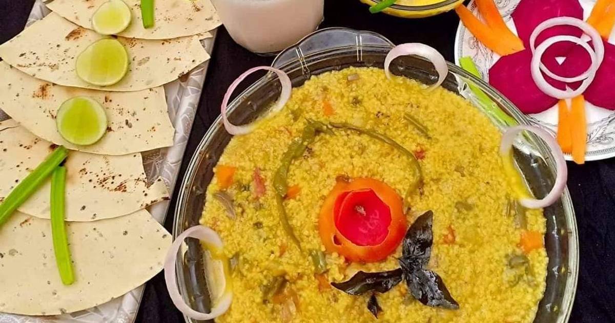 Vegetables rice, daliya and oats khichdi Recipe by Satya Jha - Cookpad