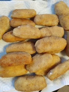 Una foto de Croquetas de jamón y huevo duro en Mambo