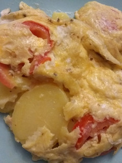 Una foto de Revuelto de patatas y tomate