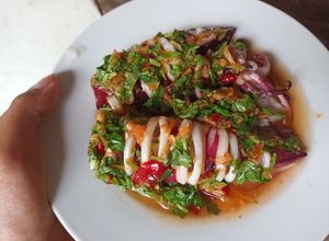 Hình của món Mực hấp sả sốt mắm chanh.