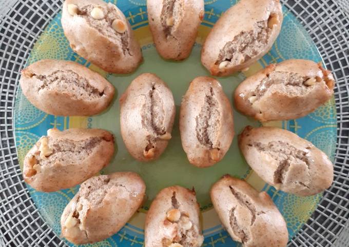 Madeleines à la Noisette et Pépites de Chocolat Blanc