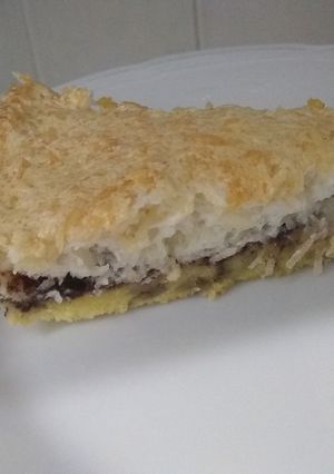 Una foto de Coconut postre rico y fácil