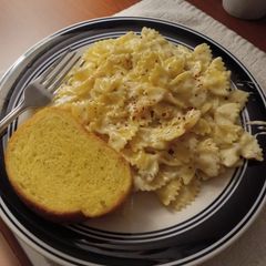 A picture of Homemade Alfredo Pasta 🥣.