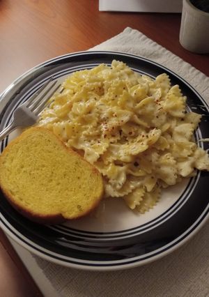 A picture of Homemade Alfredo Pasta 🥣.