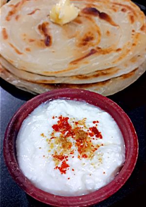 A picture of Spicy Laccha Paratha.