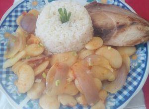 Una foto de Pallares escabechados