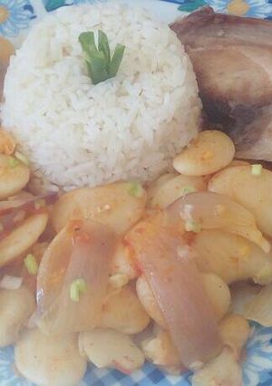 Una foto de Pallares escabechados