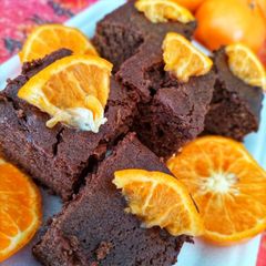 A picture of Orange Brownie.