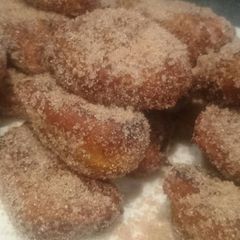 A picture of Fried Pumpkin Balls.