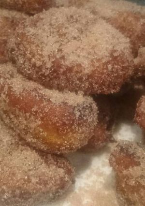 A picture of Fried Pumpkin Balls.