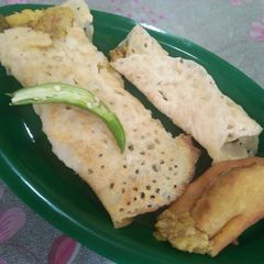A picture of Rice chila roll.