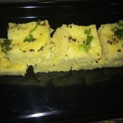 A picture of Dhokla.