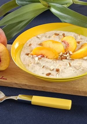 عکسی از دستور اوتمیل هلو و بادام