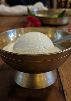 A picture of Pineapple ice cream.